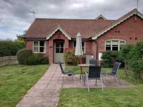 Little broad 2 bed cottage in tranquil setting